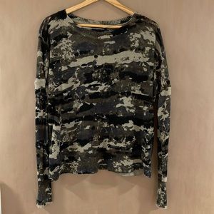 Rock & Republic Women’s Green Camouflage Medium Blouse